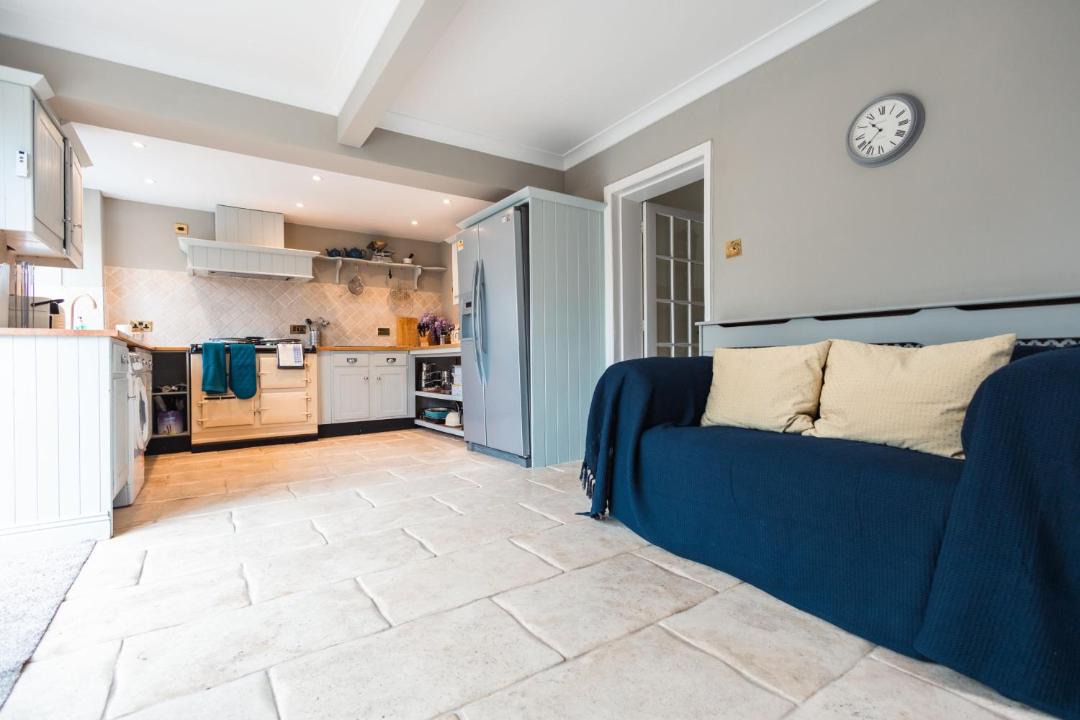 Photo of Others in Burley