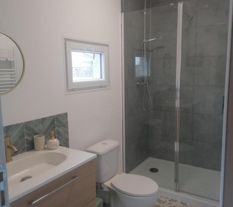 Photo of Bathroom in Bleriot-Plage