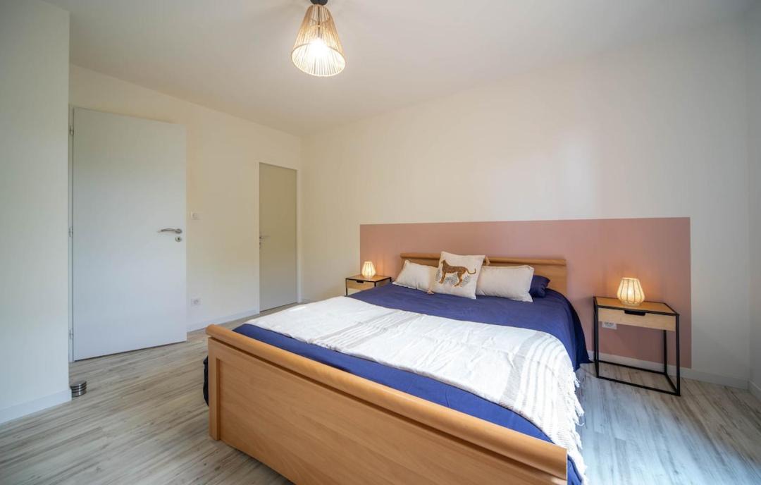 Photo of Bedroom in Savigny-sur-Grosne