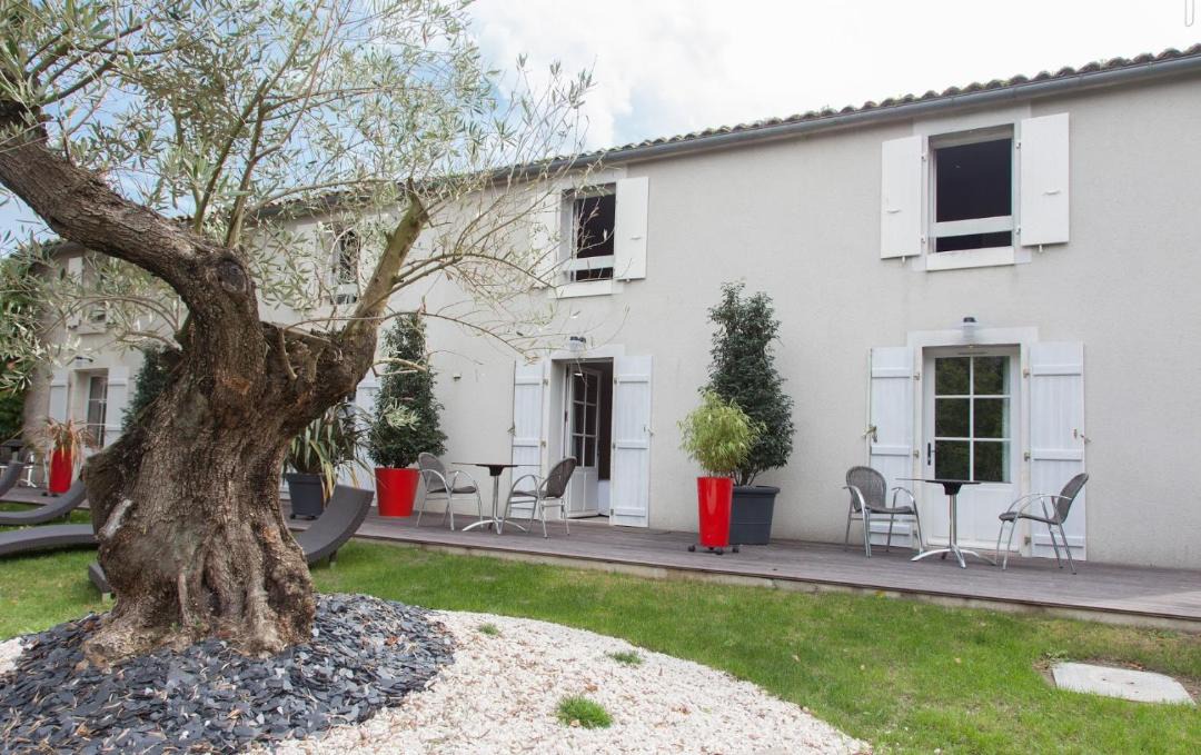 Photo of Others in Velluire