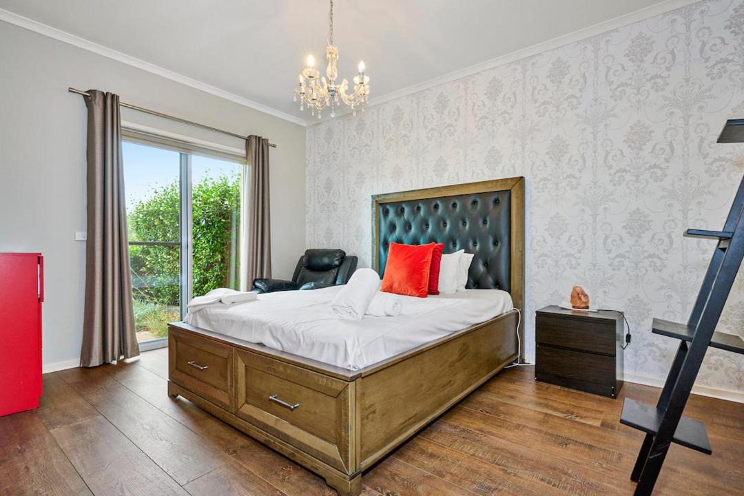 Photo of Others in Sanctuary Lakes