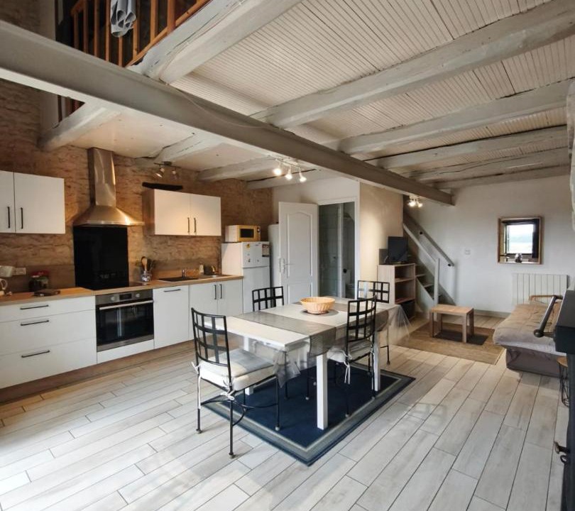 Photo of Others in Linazay