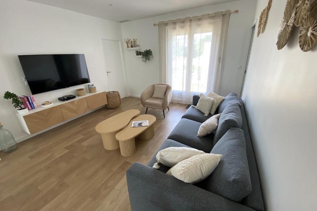 Photo of Livingroom in Jaunay-Clan