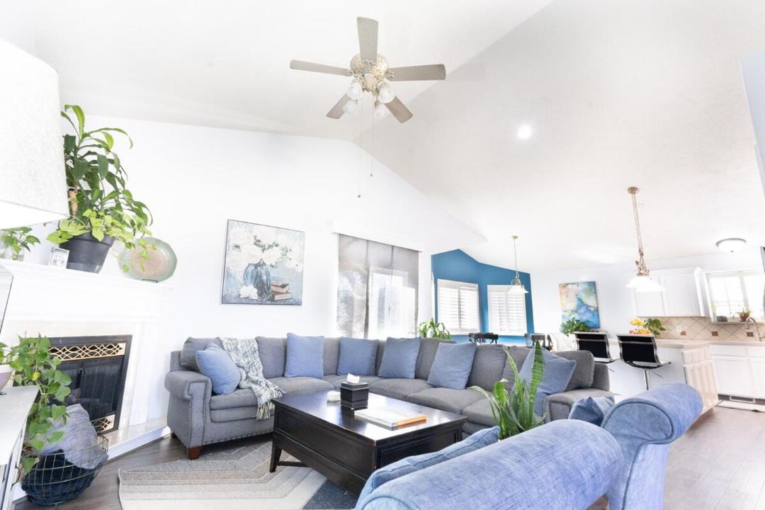 Photo of Livingroom in Farmington