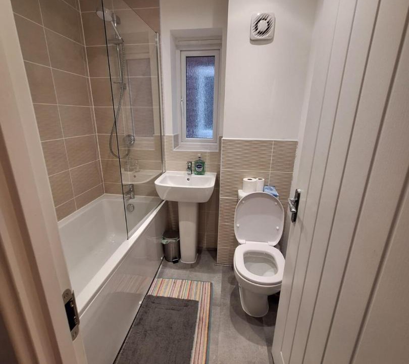 Photo of Others in Weston by Wellend