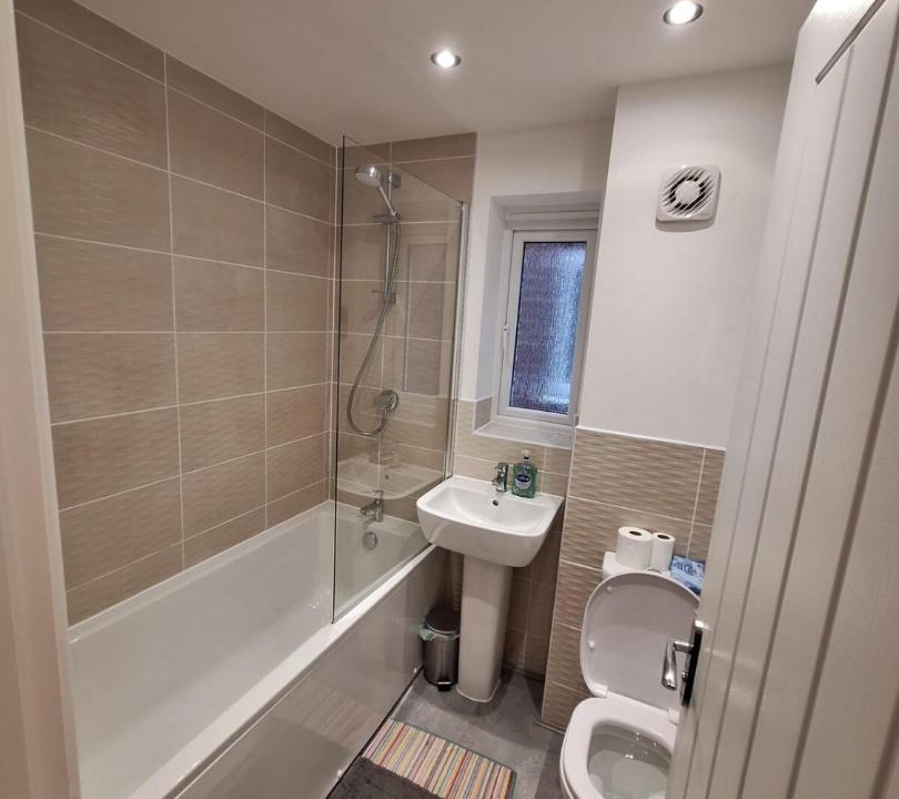 Photo of Others in Weston by Wellend