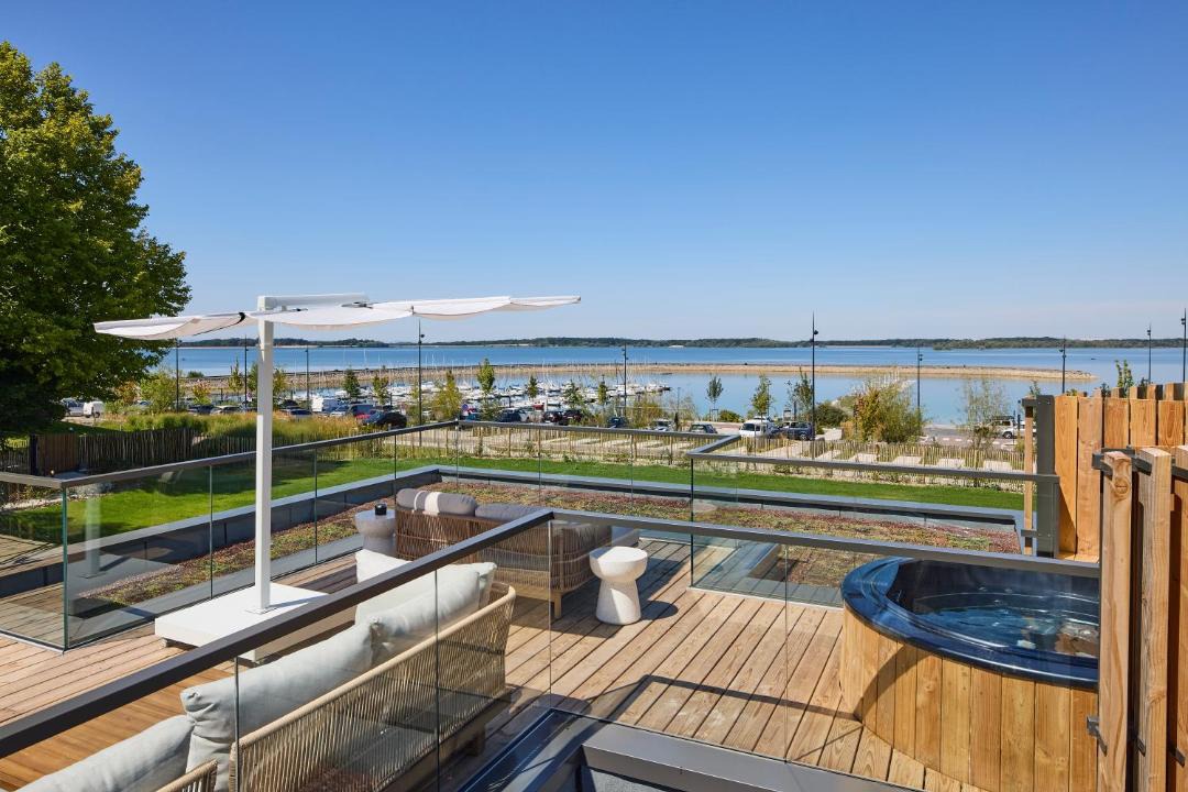 Photo of Others in Mesnil-Saint-Pere