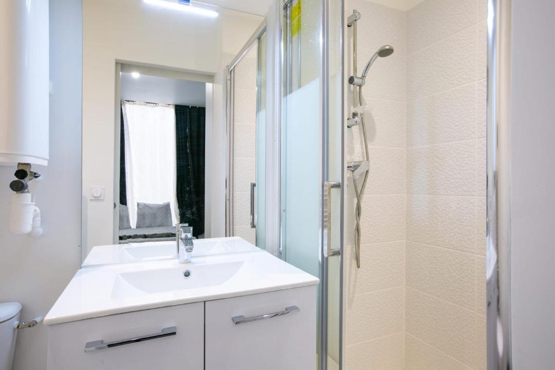 Photo of Bathroom in Laval