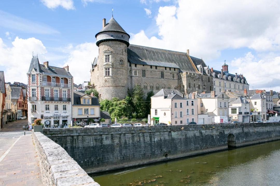 Photo of Buildings in Laval