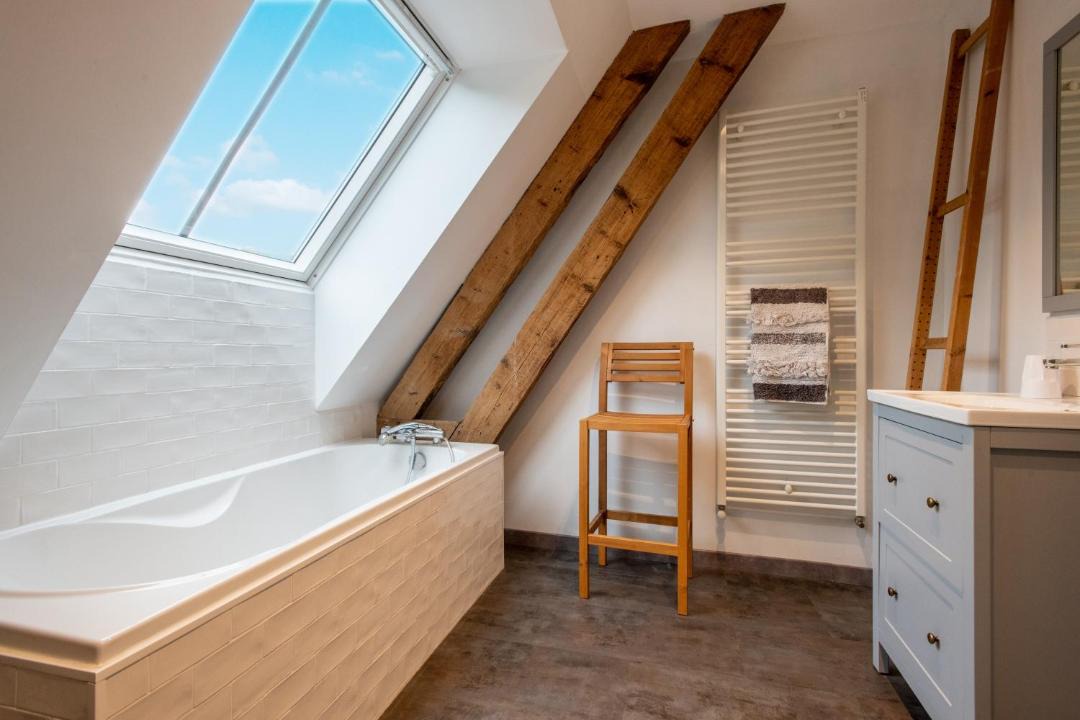 Photo of Bathroom in Escalles