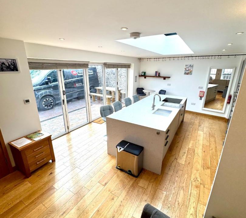 Photo of Others in Thornbury