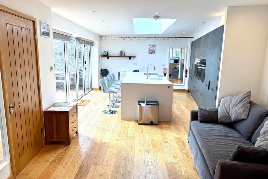 Photo of Others in Thornbury