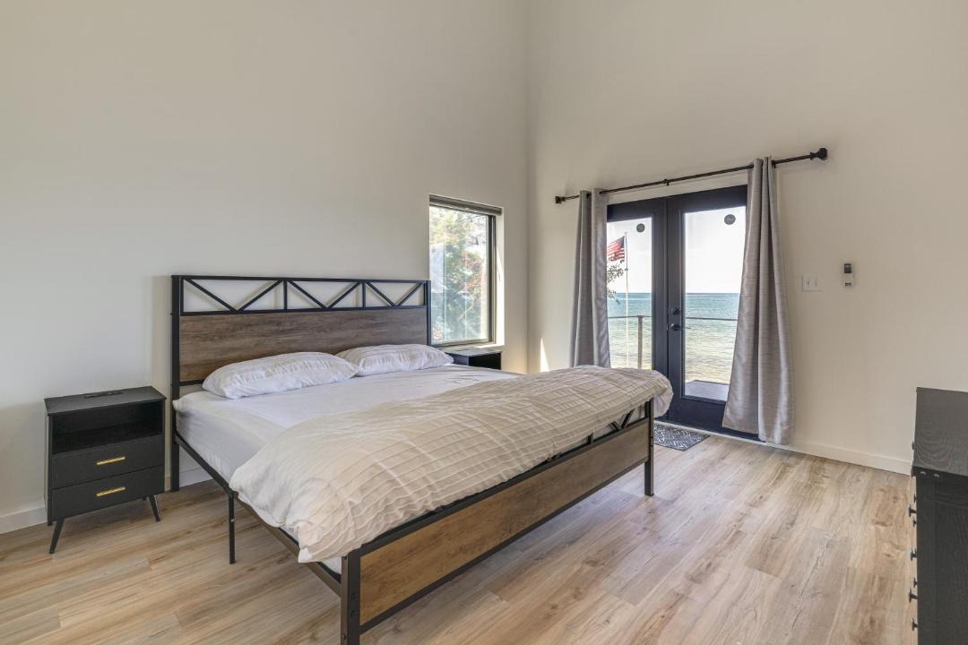 Photo of Bedroom in Waterport