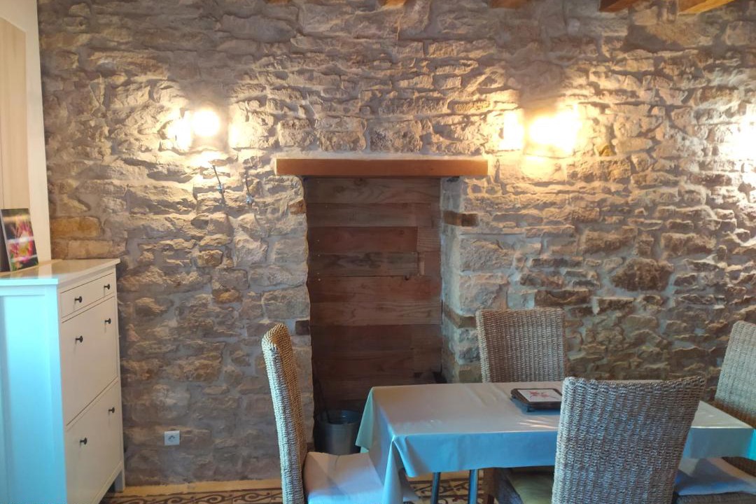 Photo of Others in Pesmes