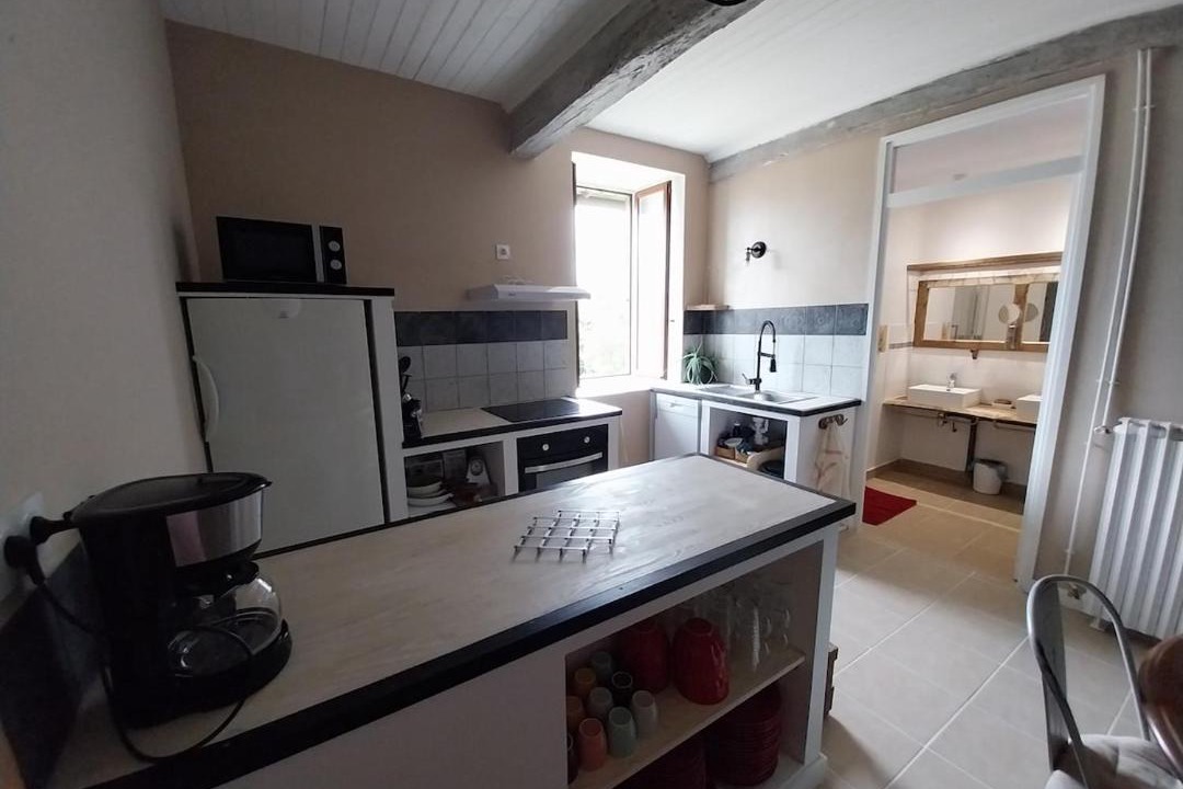 Photo of Kitchen in Laguian-Mazous