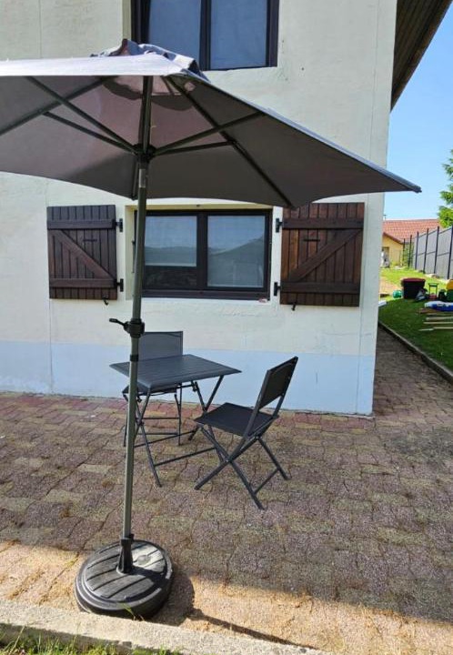 Photo of Others in Gellin