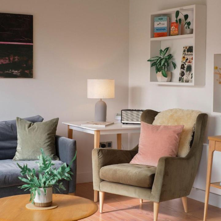 Photo of Livingroom in Westbrook Court