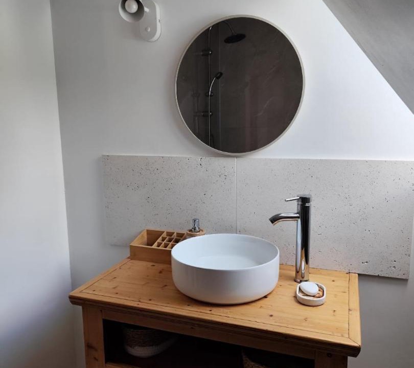 Photo of Bathroom in Milizac