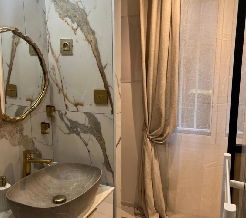 Photo of Bathroom in Les Iles
