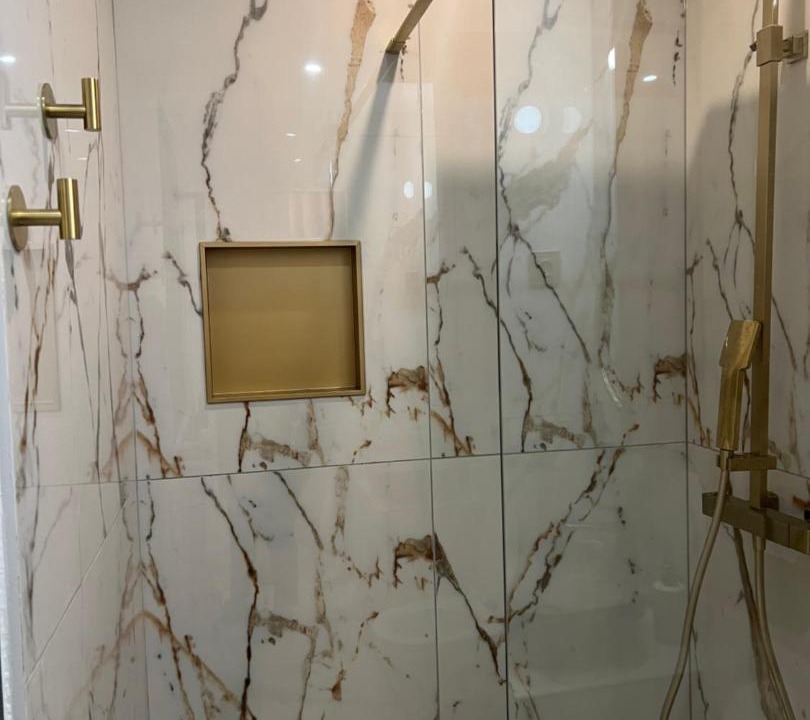 Photo of Bathroom in Les Iles