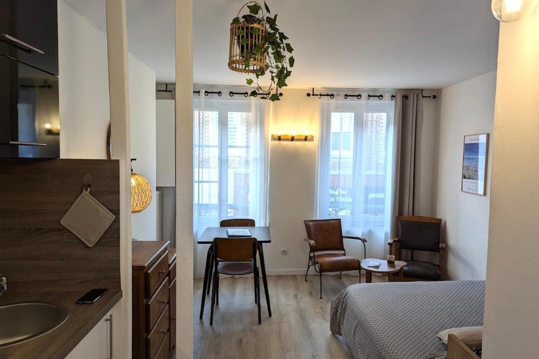 Photo of Others in Etretat