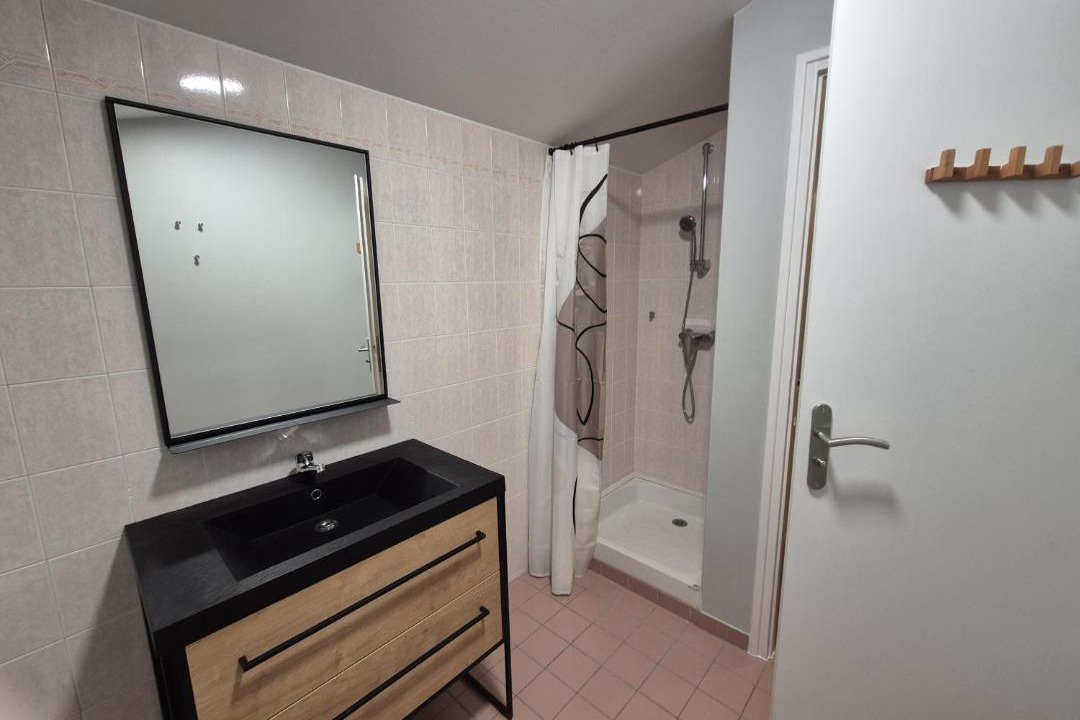 Photo of Bathroom in Challans