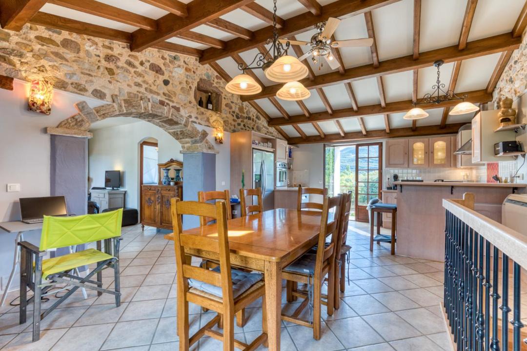 Photo of Kitchen in La Tour-Sur-Orb