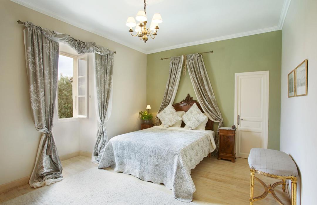 Photo of Bedroom in Roullens