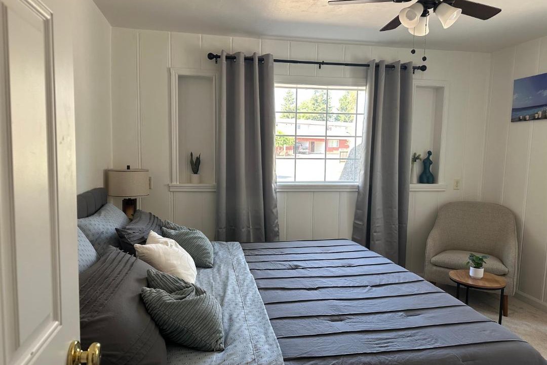 Photo of Bedroom in Arden-Arcade