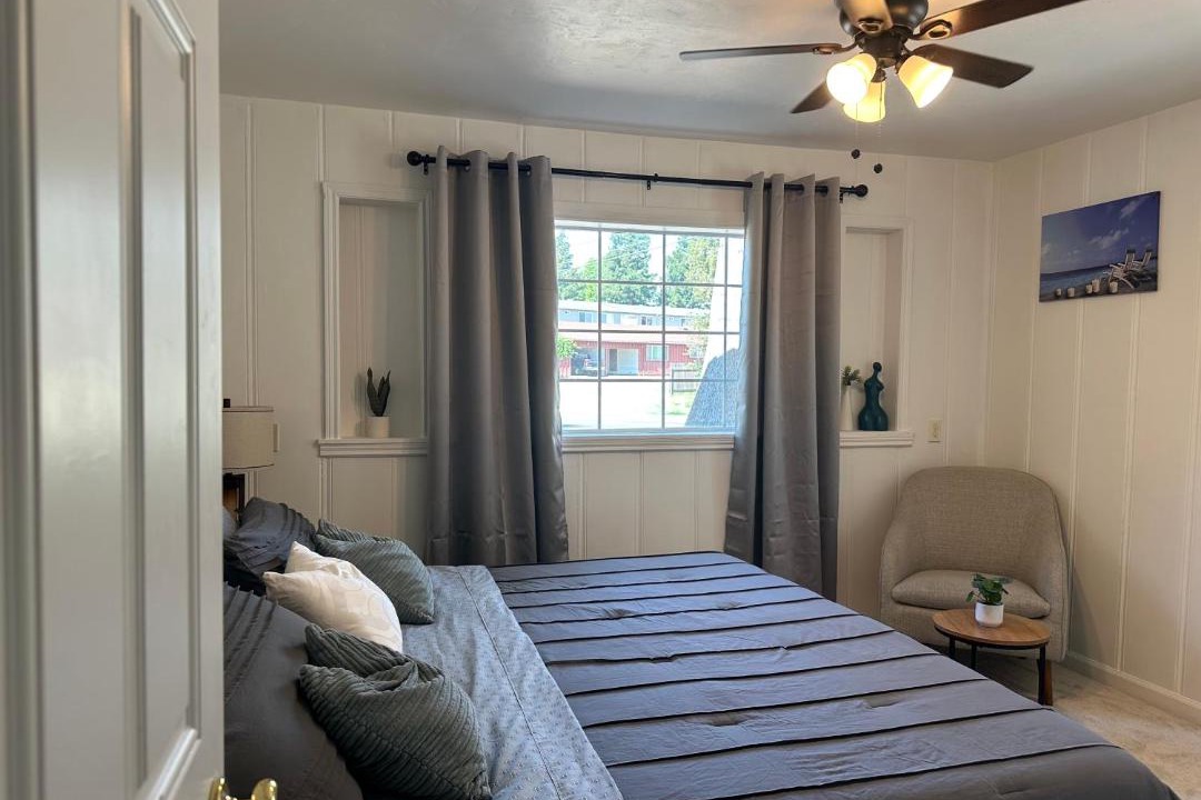 Photo of Bedroom in Arden-Arcade