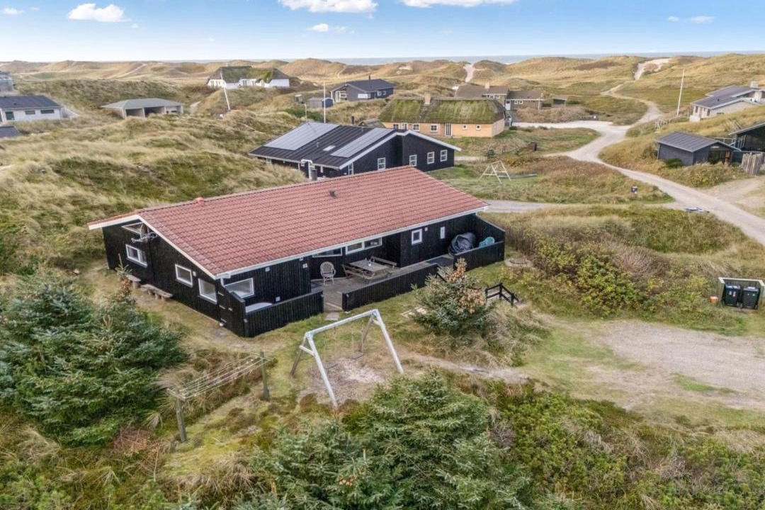 Photo of Others in Houvig Strand