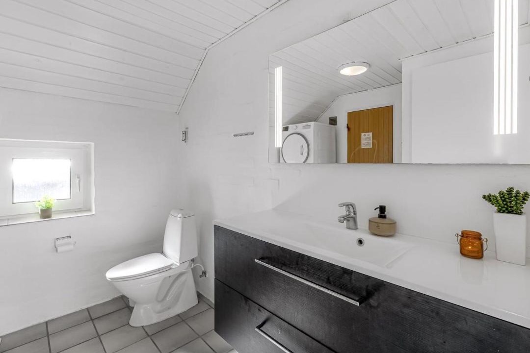 Photo of Bathroom in Lodbjerg Hede
