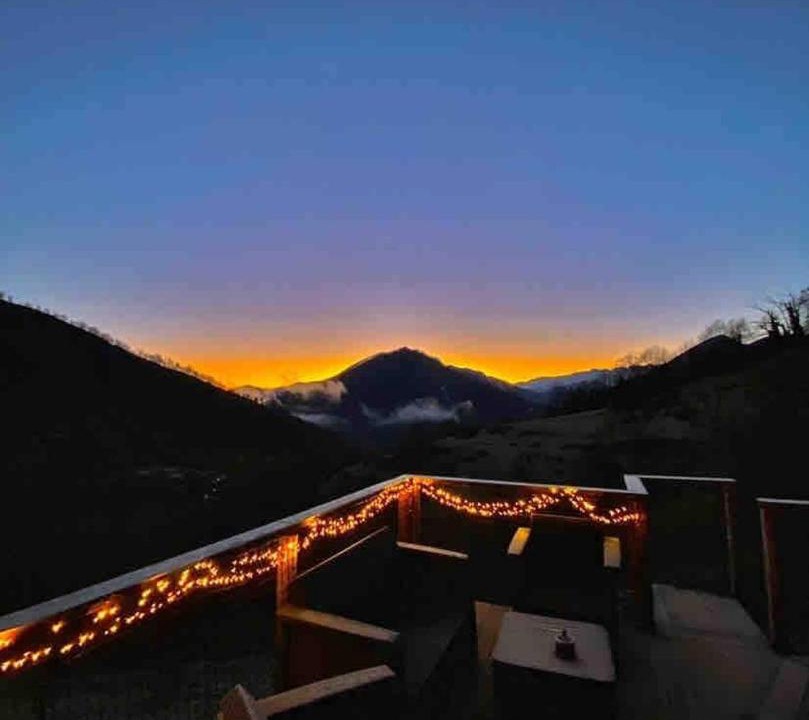 Photo of Others in Seix