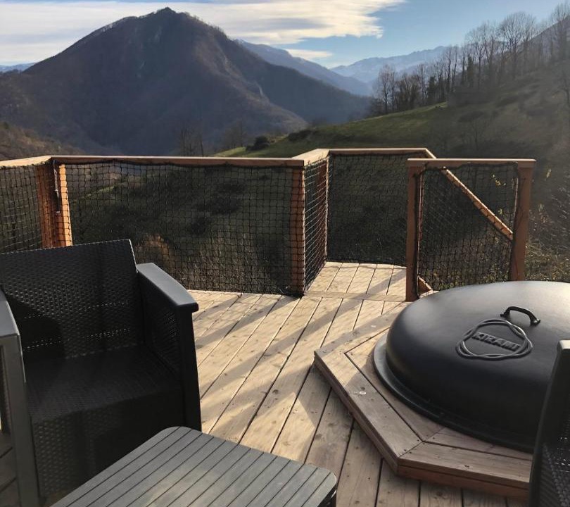 Photo of Others in Seix