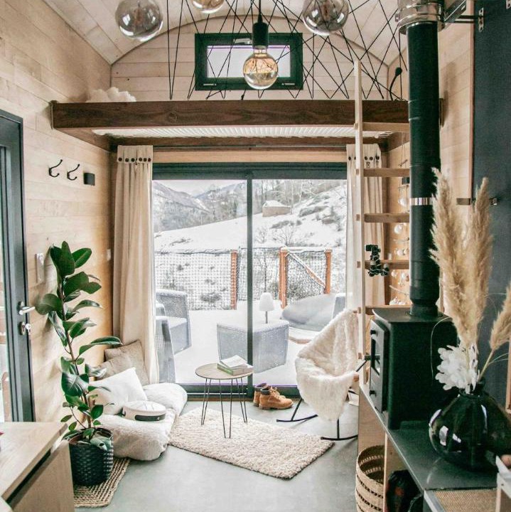 Photo of Others in Seix