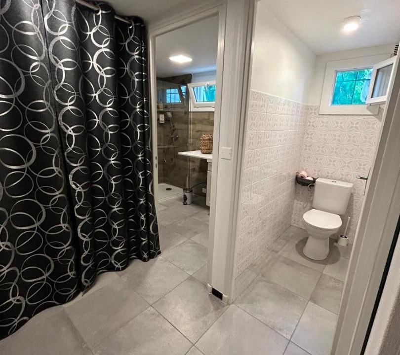 Photo of Bathroom in Gard Rhodanien