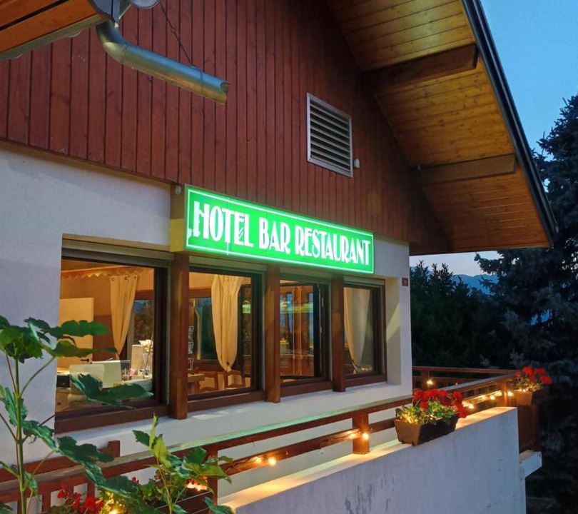 Photo of Others in Montsapey