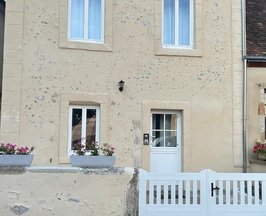 Photo of Others in Saint-Georges-du-Rosay