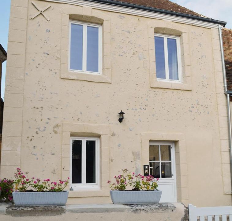 Photo of Others in Saint-Georges-du-Rosay