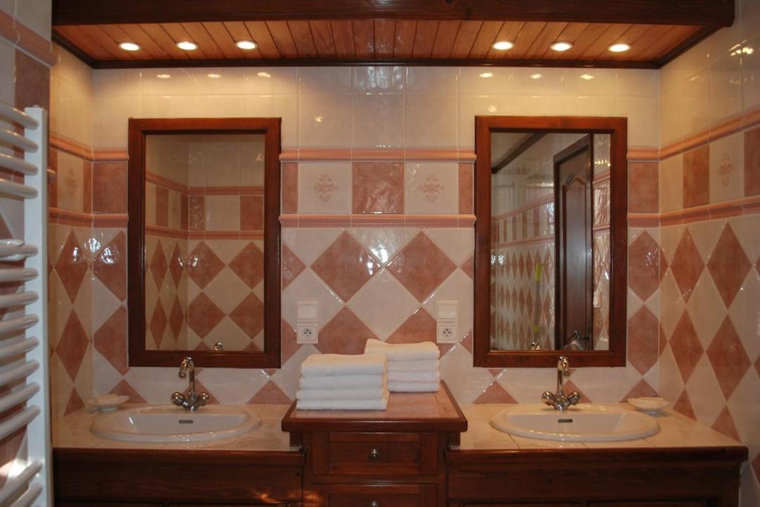 Photo of Bathroom in Beaurepaire