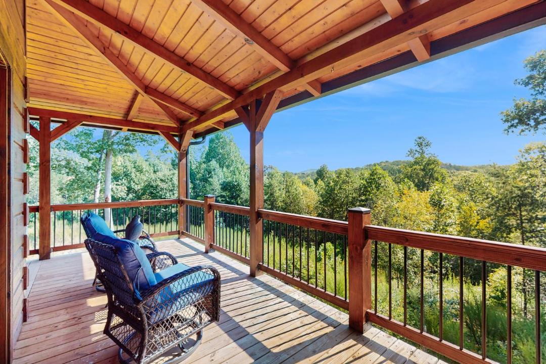 Photo of Patio Balcony in Mineral Bluff