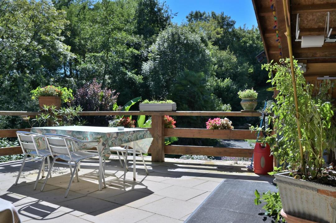 Photo of Patio Balcony in Chein-Dessus