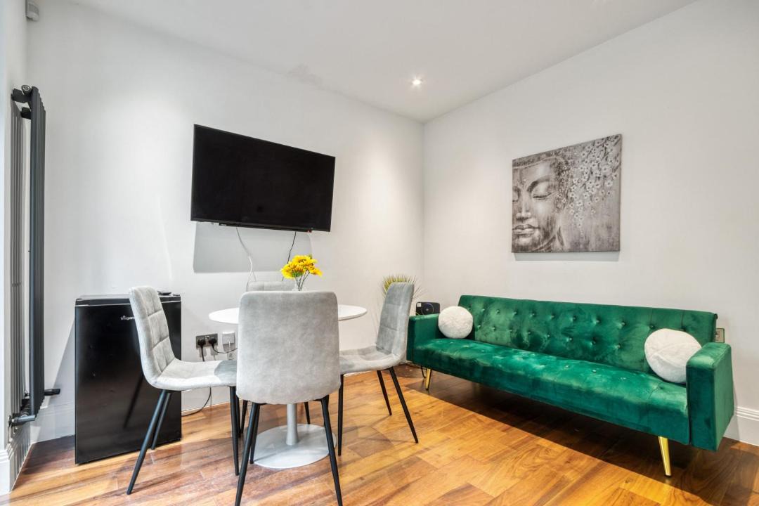 Photo of Others in Southfields