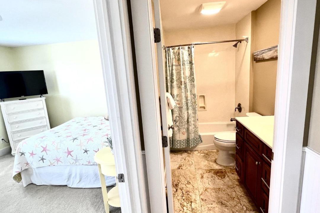 Photo of Bedroom in Tybee Island