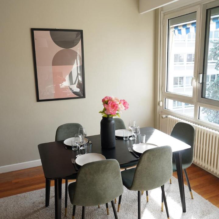 Photo of Others in Jules Ferry - Recamier