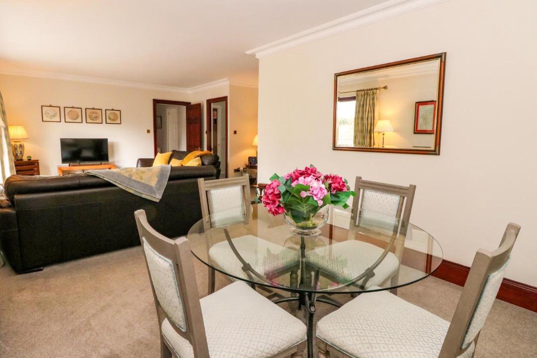 Photo of Others in Lanark