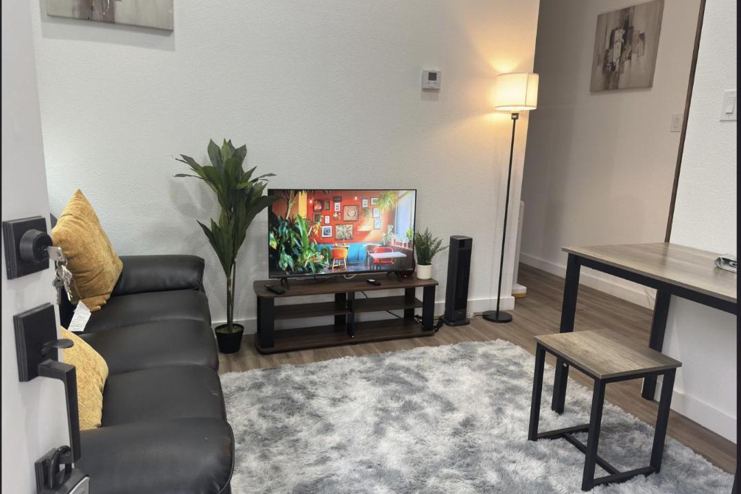 Photo of Livingroom in Cedar Crest