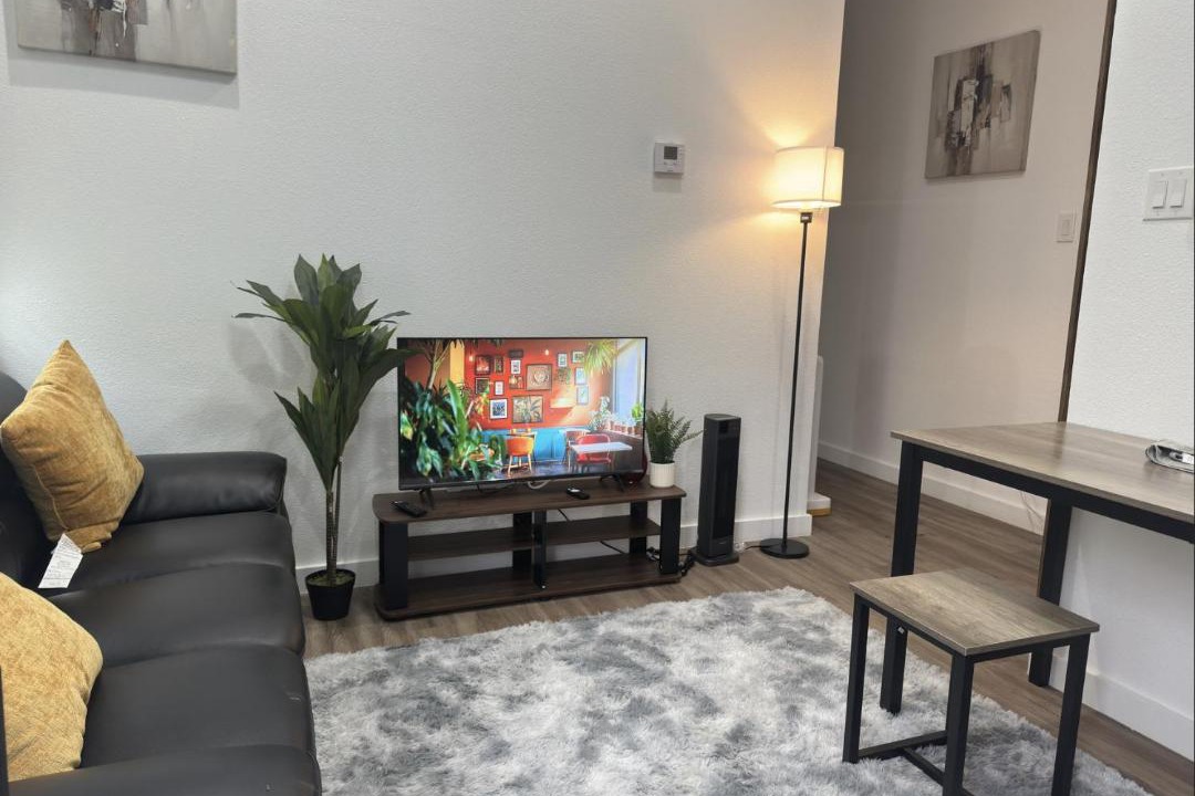 Photo of Livingroom in Cedar Crest