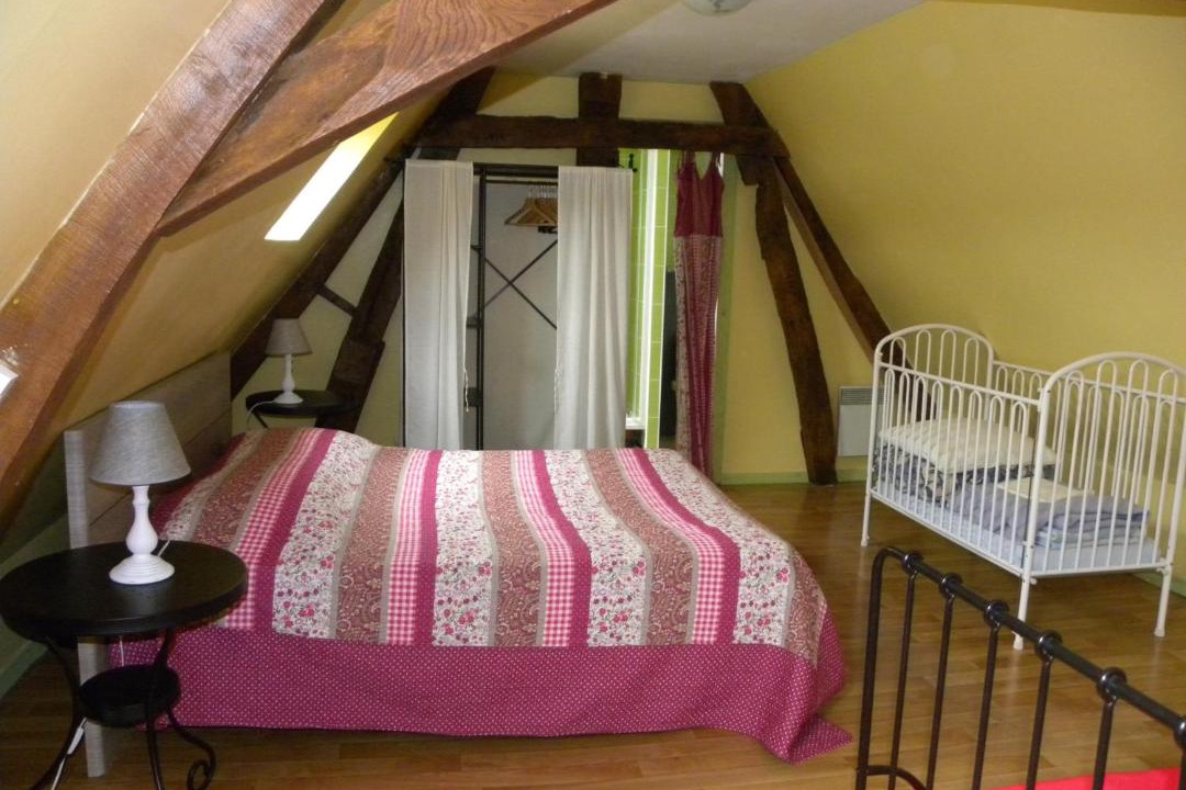 Photo of Bedroom in Alembon