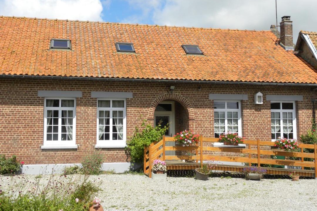 Photo of Buildings in Alembon